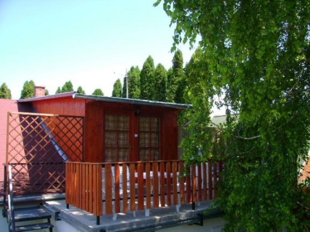 Almos Apartman Siofok Exterior photo